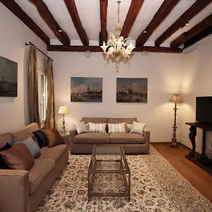  Apartment Le Conterie Blu E Rosse Italien