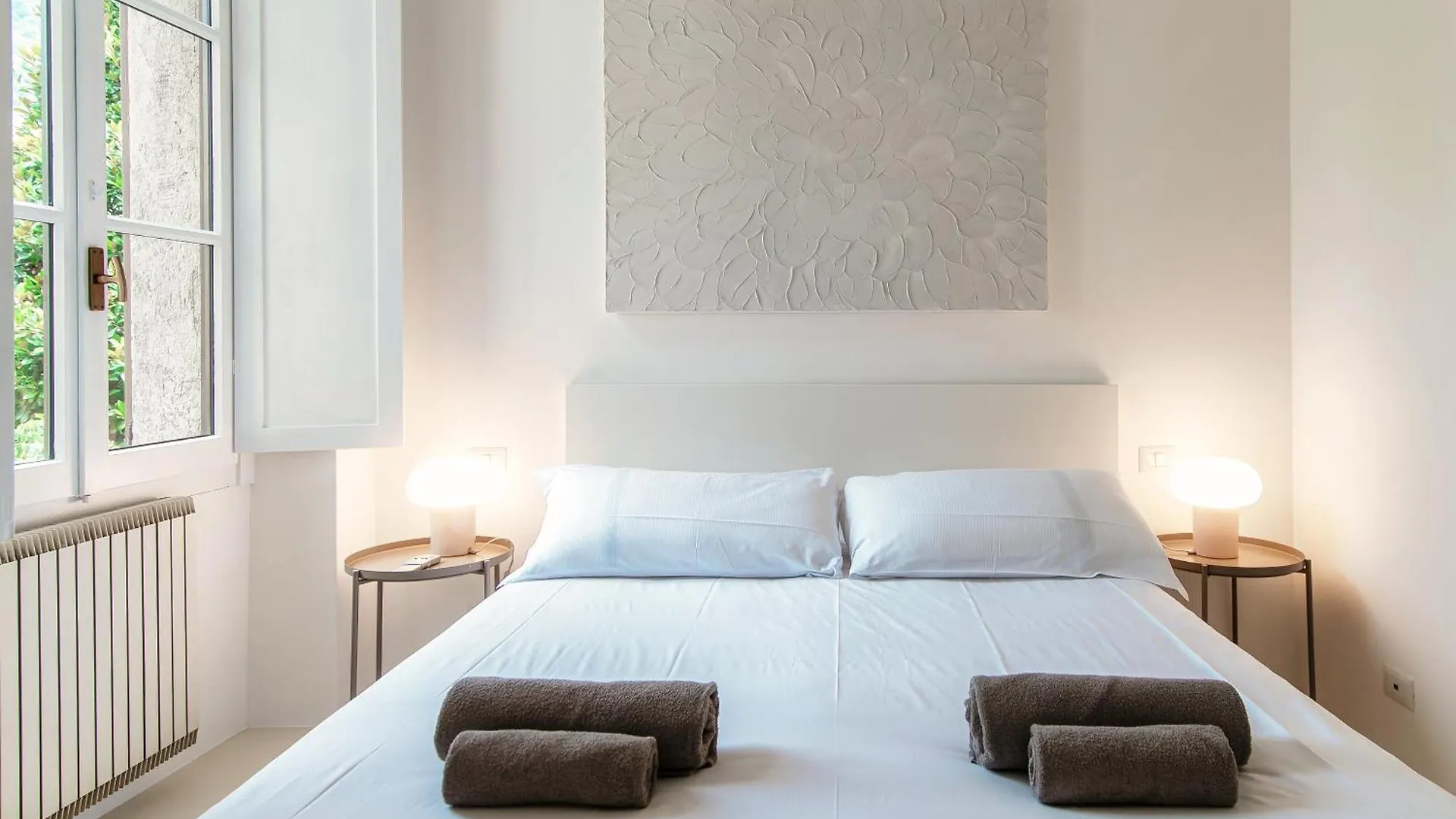 Giuliny Lovely Flat - The House Of Travelers Como Apartment